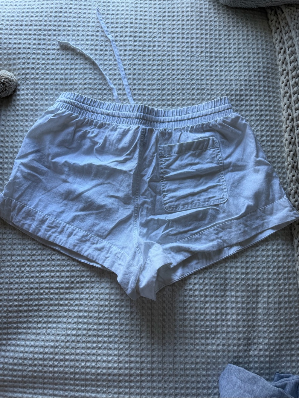 Universal Thread White Drawstring Linen Shorts (Target) - Picture 3 of 3